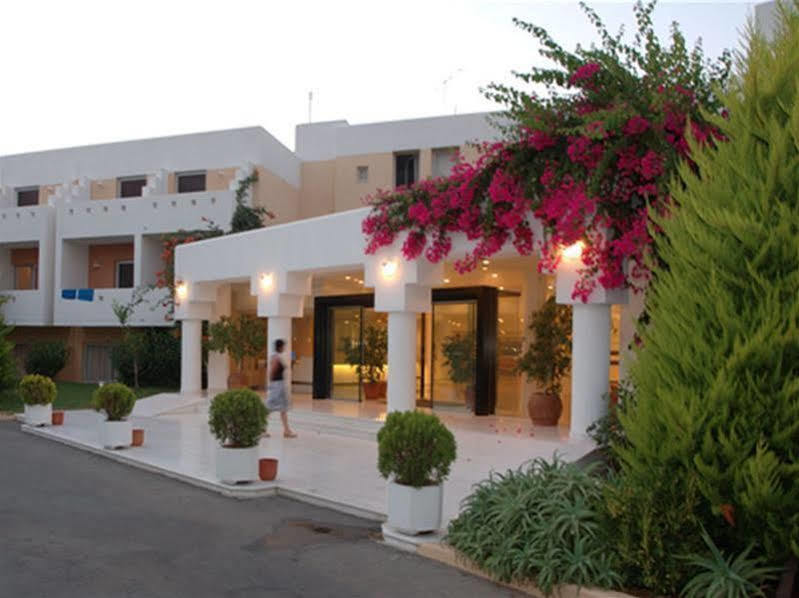 Oasis Beach Hotel - Adults Only Anissaras Екстер'єр фото