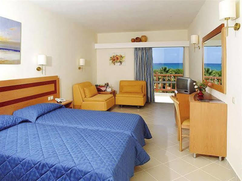 Oasis Beach Hotel - Adults Only Anissaras Екстер'єр фото