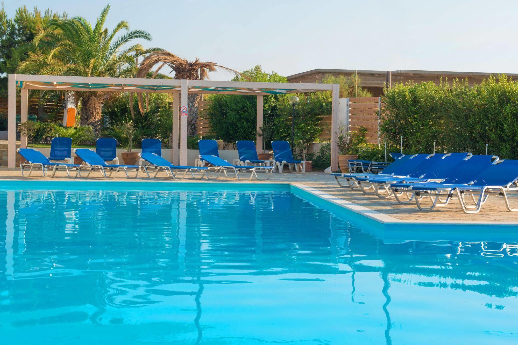 Oasis Beach Hotel - Adults Only Anissaras Екстер'єр фото